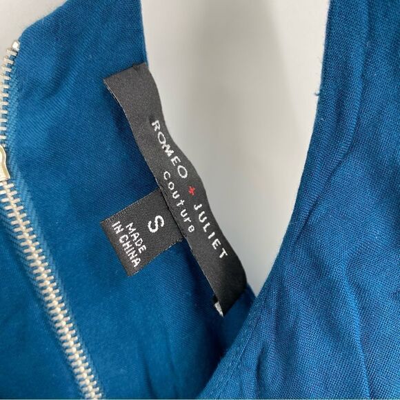 Romeo & Juliet Couture Women’s Blue Sleeveless Romper size S - Picture 3 of 4